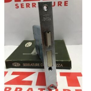 SERRATURA DA INFILARE A FASCIA CON SCROCCO REVERSIBILE E MANDATA CON CILINDRO EUROPEO E QUADRO MANIGLIA entrata mm 70 frontale mm 22