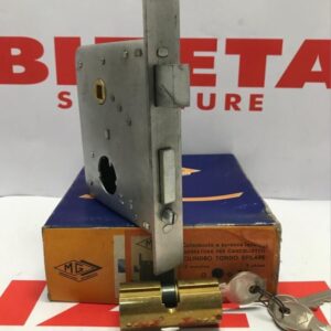 SERRATURA DA INFILARE CON CILINDRO SFILABILE SCROCCO E MANDATA