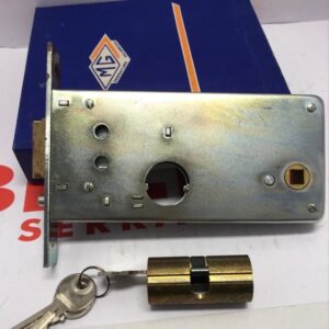 SERRATURA INFILARE 2 MANDATE E SCROCCO CON CILINDRO SFILABILE entrata mm 70