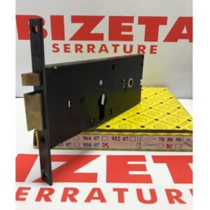 SERRATURA INFILARE ELETTRICA A FASCIA SCROCCO E PISTONE DI RICARICA REVERSIBILE CILINDRO A PROFILO EUROPEO entrata mm 80